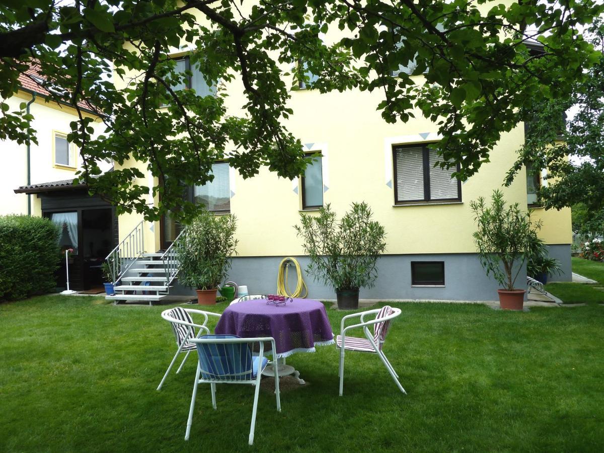 Ferienwohnung Weinbergblick Rohrendorf bei Krems Exterior photo